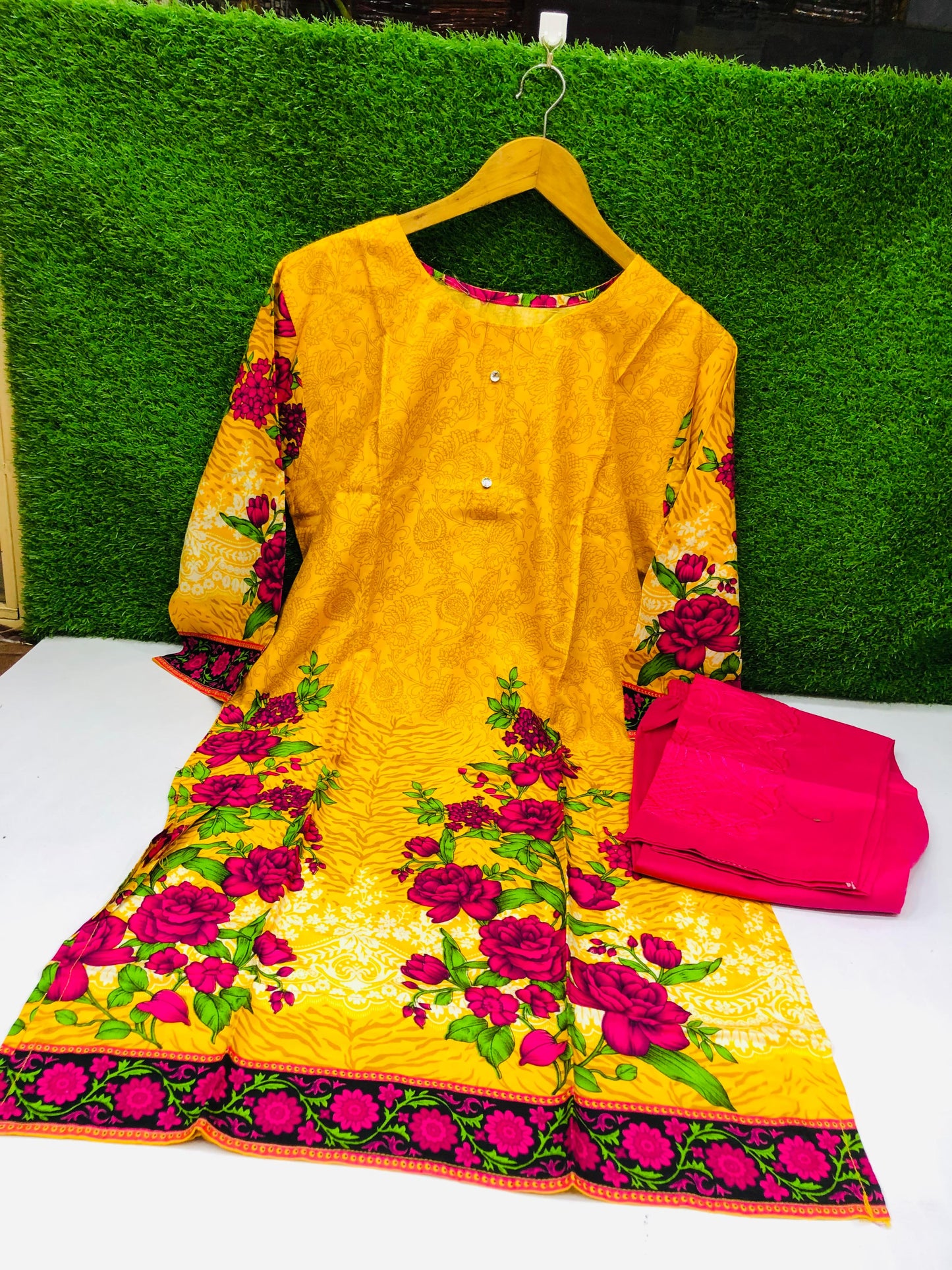 Stitched Classic Linen 2-Piece Outfit (25)