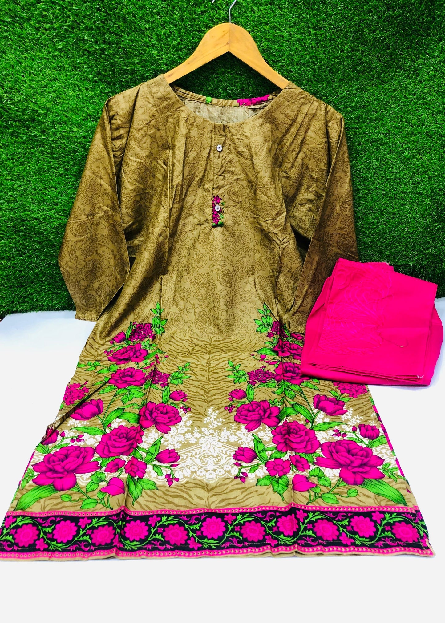 Stitched Classic Linen 2-Piece Outfit (9)