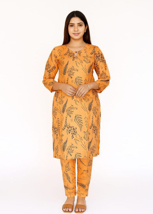 Petal Design Summer Linen Suit – Trendy & Lightweight (Peach)